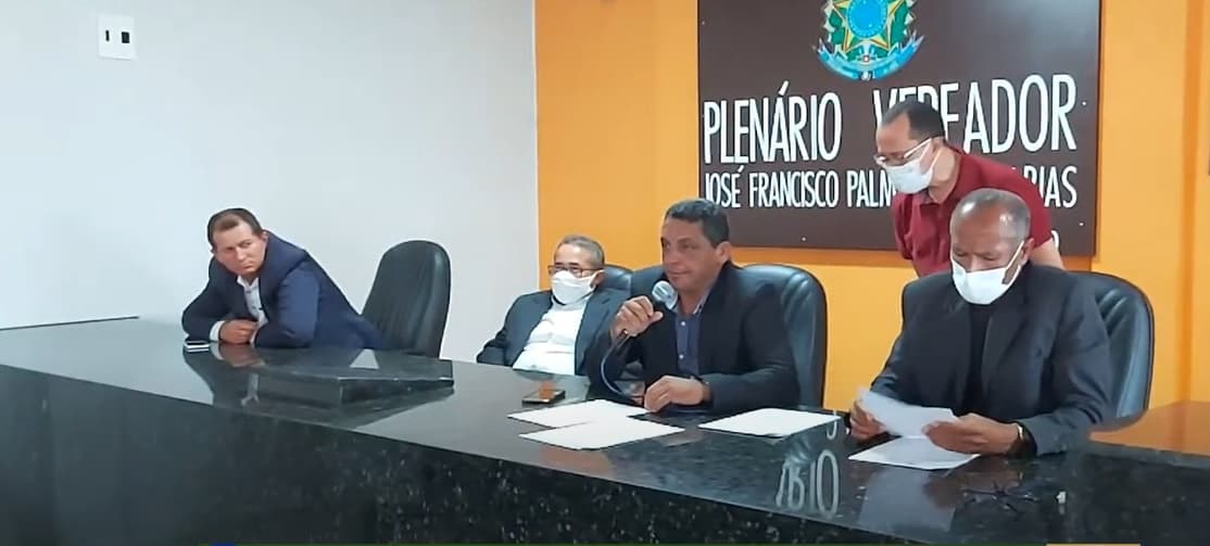 Imagem da notícia: Câmara de Traipu aprova projetos em sessão extraordinária