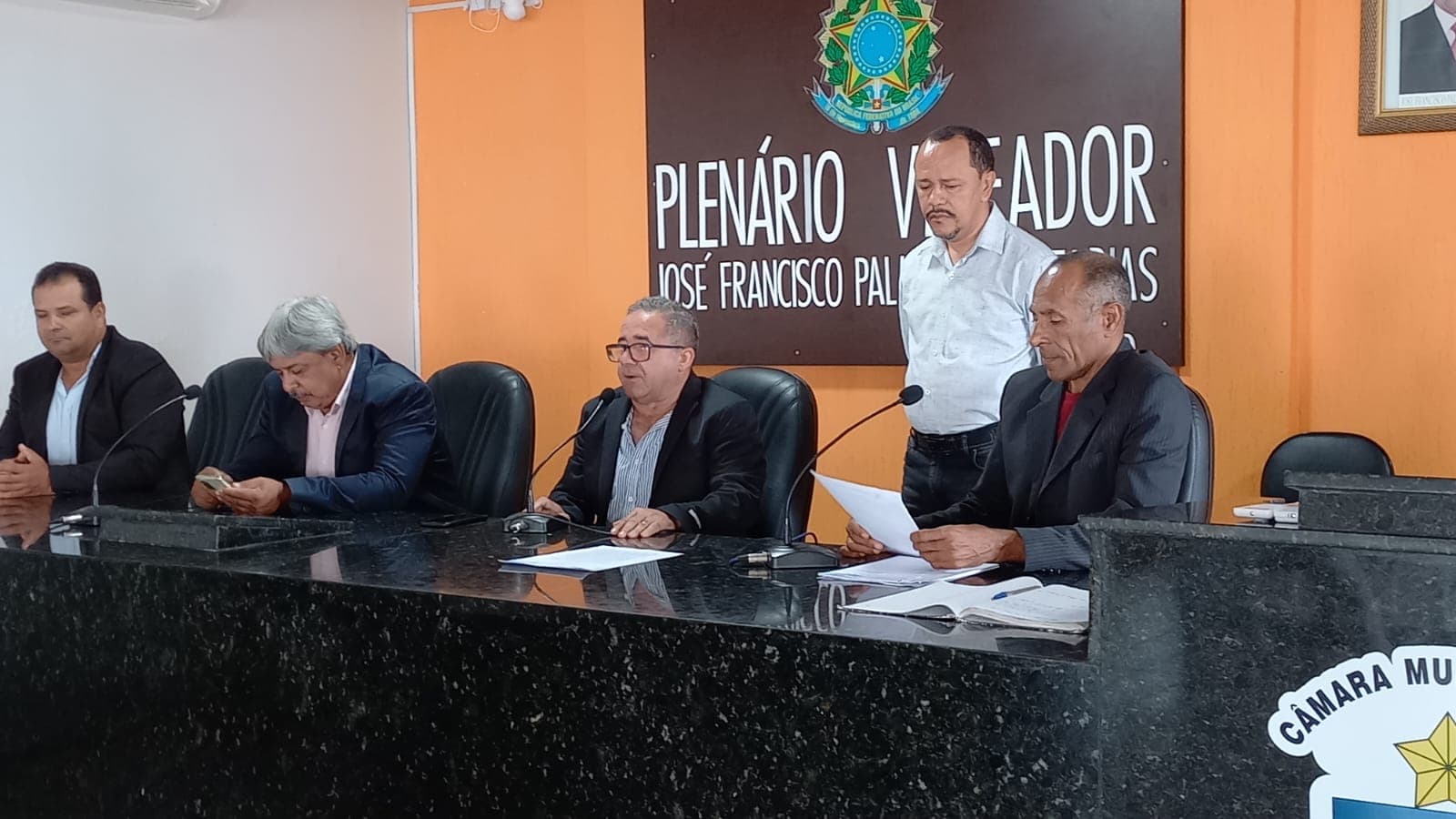 Imagem da notícia: VEREADORES DE TRAIPU APROVAM PROJETOS DE LEIS E DUAS INDICAÇÕES EM BENEFÍCIO DA POPULAÇÃO